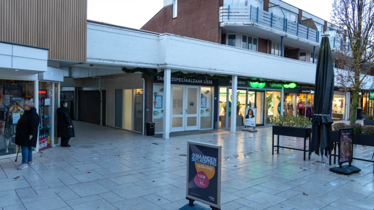 Tabakshoplisse buiten 2