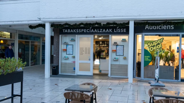 Tabakshoplisse buiten 3